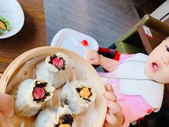 乌米咸蛋黄烧卖-佬泰丰斋· 乌镇茶食餐厅
