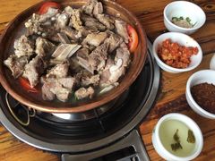 -阿婆情腊排骨火锅(金虹路店)