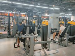 -格易美游泳馆健身房(新昆仑店)