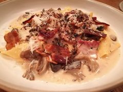 培根蘑菇手工宽面-ROAST coffee & eatery