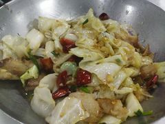 干锅手撕包菜-上海师范大学西部食堂