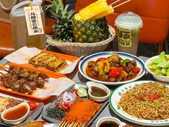 -威记烧嘢·南宁烧烤·超级生牛(绿地店)