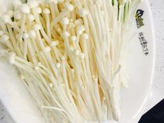 -张大师鸭爪爪特色干锅(南湖店)