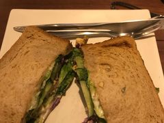 -星巴克(广州淘金路店)