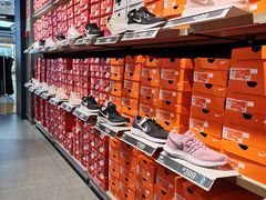 -NIKE佛山胜利换季优惠店