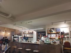 -巴浪鱼咖啡馆 Local Fish
