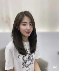 -丝语萱形象