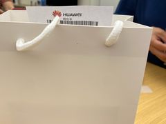 -华为授权体验店(中山公园来福士)