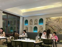 -芳草地西式融合餐厅(回龙窝店)