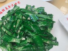 -三亚新鸿港水果一级批发市场