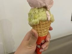 -Fridi Patisserie Cafe