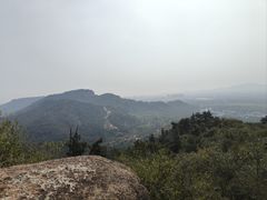 -灵岩山风景区
