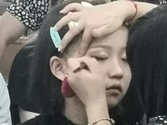 -金夫人化妆摄影职业培训学校