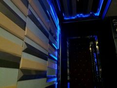 -蓝尊量贩(黄河路店)