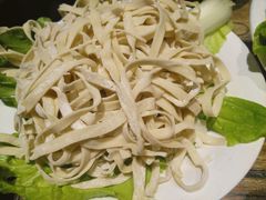 -郑享吃烧烤烩面(红专路店)