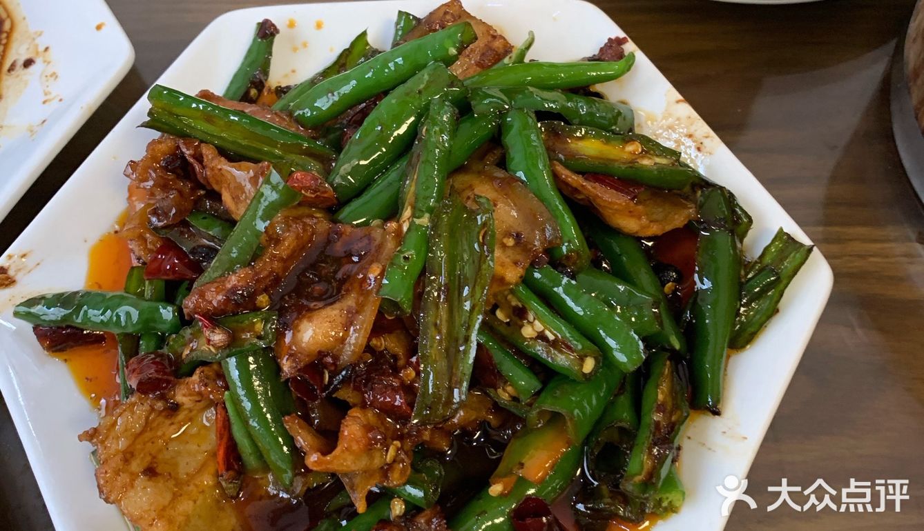 老板便宜了个零头 整体体验还行的，小炒肉