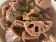 火腩焖莲藕-龙坛美食店