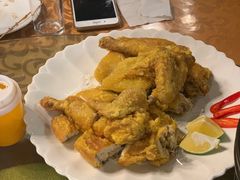 招牌炸鸡-伊萨娜印尼餐馆