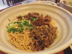 -佬钱湾仔(衣裳街店)