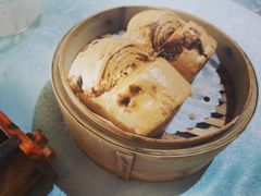 -皇马海口湾海景酒店(万绿园秀英港店)