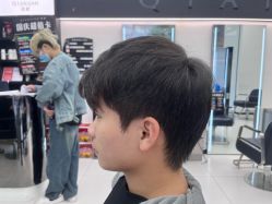 -乾健·烫染·接发SALON