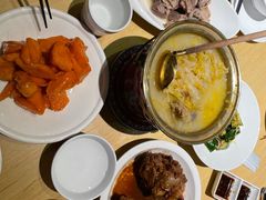 -关东小磨东北菜(上海长风大悦城店)