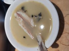 -陈大锅·岳阳鱼馆·地道岳阳菜(美食街店)