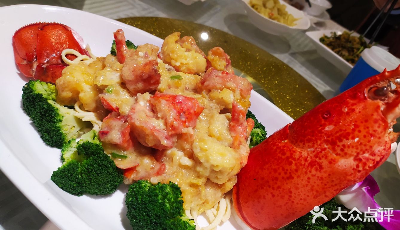 本地一条龙,好吃的酒店