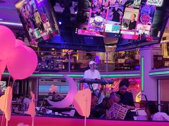 -巴特餐饮6加1音乐餐吧·新疆菜