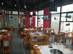 -牛华八婆麻辣烫(龙湖U城店)