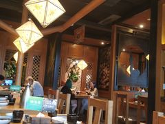 大堂-云海肴·汽锅鸡·云南菜(天山百盛优客店)