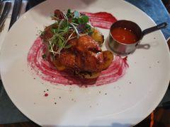 招牌脆皮烤春鸡-YUE·6·西式融合餐厅(外滩六号店)