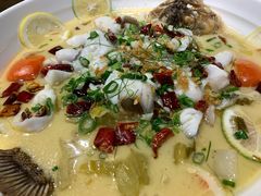 酸汤无骨鱼-猪腰一家·地道佛山菜(里水店)