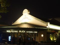 -WOLFGANG PUCK KITCHEN & BAR(迪士尼小镇店)