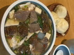 -金莹丸子汤清真(朝外SOHO店)