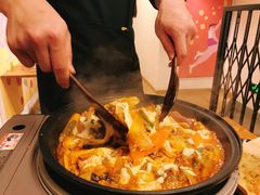 春川芝士铁板肥牛鸡-韩见·韩式拌饭·炸鸡(石厦店)