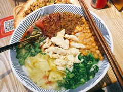 -壹粉屋新疆炒米粉(建外SOHO东区店)