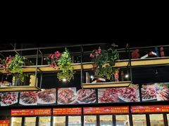 -钢管厂五区小郡肝串串香(蜀都万达店)