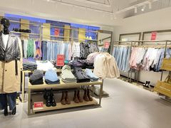 -URBAN REVIVO(北京斯普瑞斯奥特莱斯店)