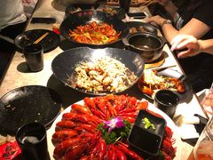 -沪小胖小龙虾(淮海中路旗舰店)