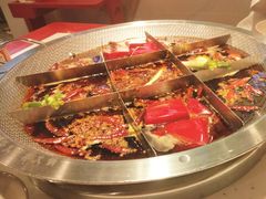 -厂花素芬九宫格火锅(红光店)