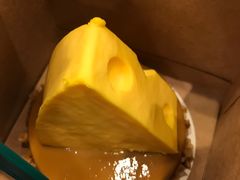 咸蛋黄芝士蛋糕-星巴克(武汉协和医院店)