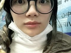 -上海大学附属上海和平眼科医院