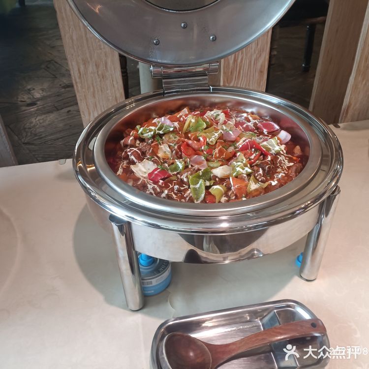 自助午餐