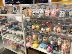 -万谷(BOM嘻番里店)