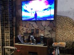 -何师烧烤Pro ·江湖川菜·小龙虾·精酿(太古里旗舰店)