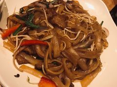牛肉炒河粉-皇城坝小吃(科华成都王府井购物中心店)