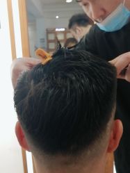 -心迪染发专门店