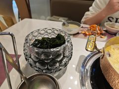 -洪氏嗨捞·广东猪肚鸡·椰子鸡火锅(西咸万象城店)