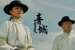 点击看大图 -苏雅影像蒙古婚纱摄影工作室